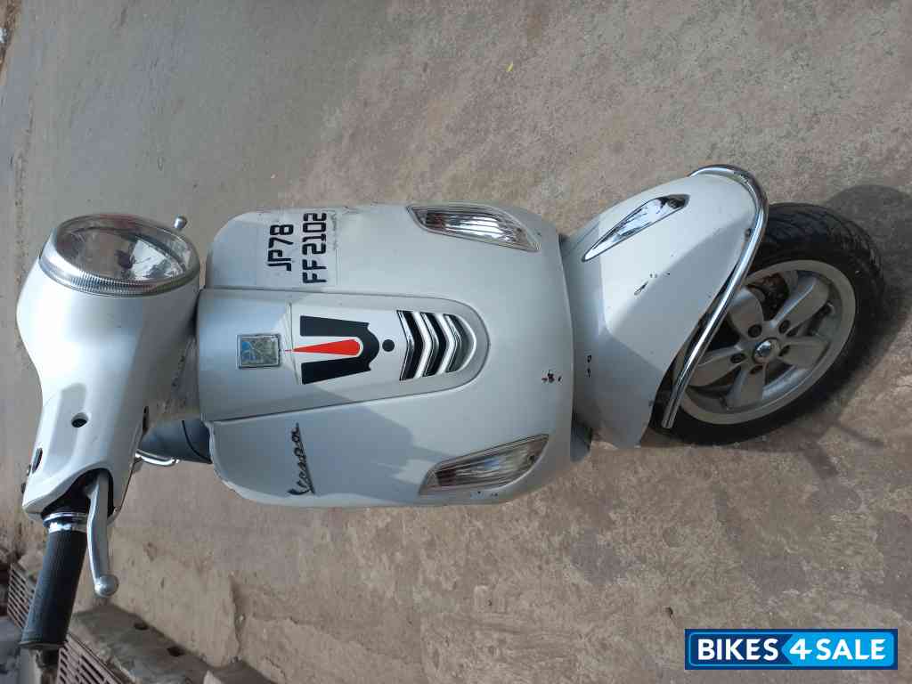 Vespa VXL 125