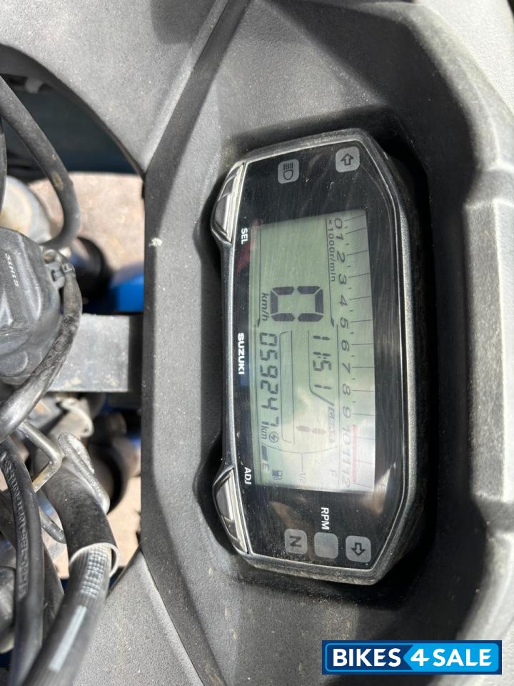 Blue Suzuki Gixxer 150