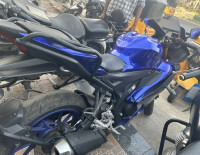 Yamaha R15 V4