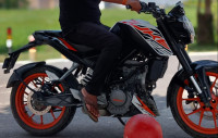 KTM Duke 125