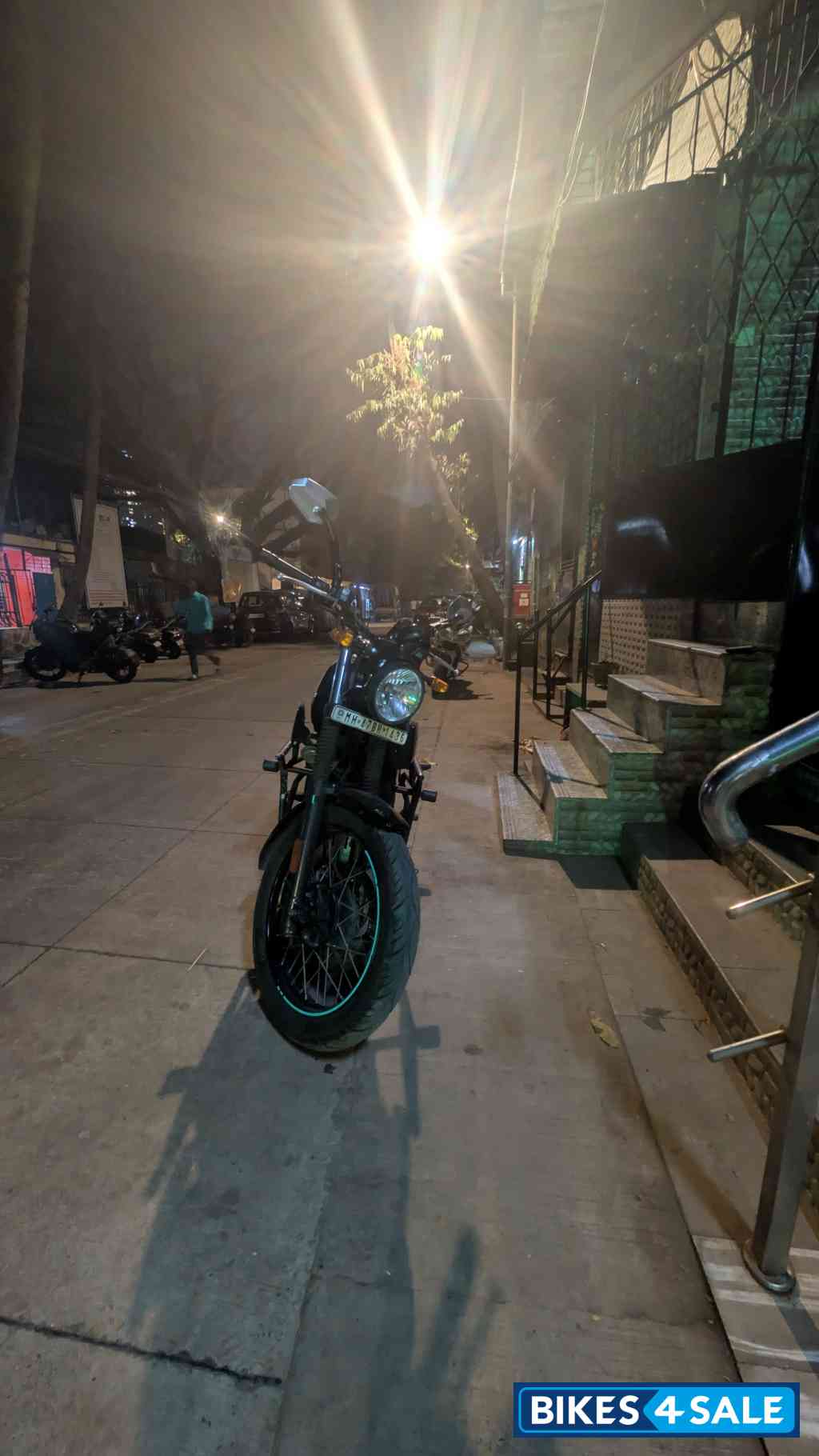 Silver Spirit Royal Enfield Scram 411