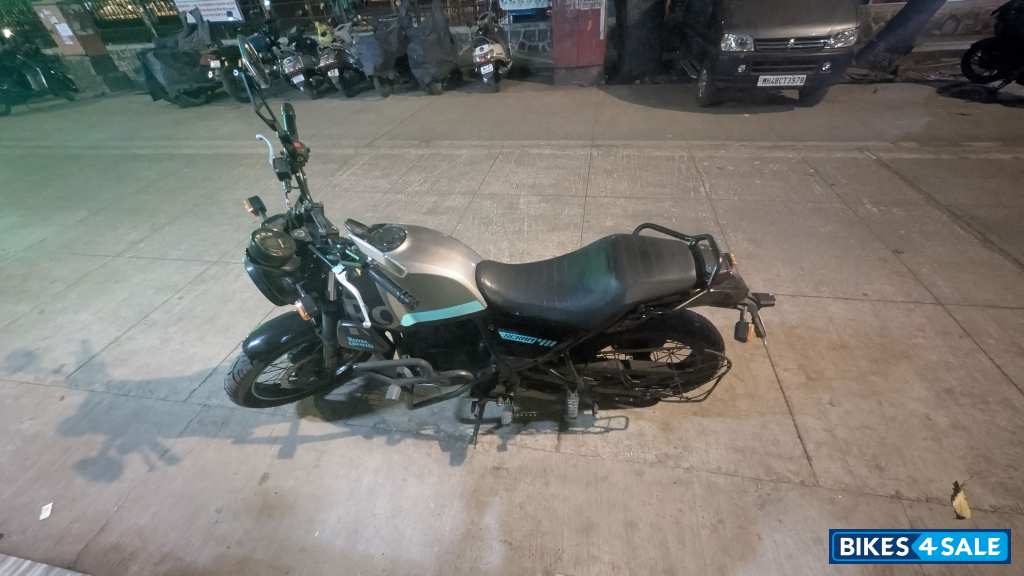 Silver Spirit Royal Enfield Scram 411