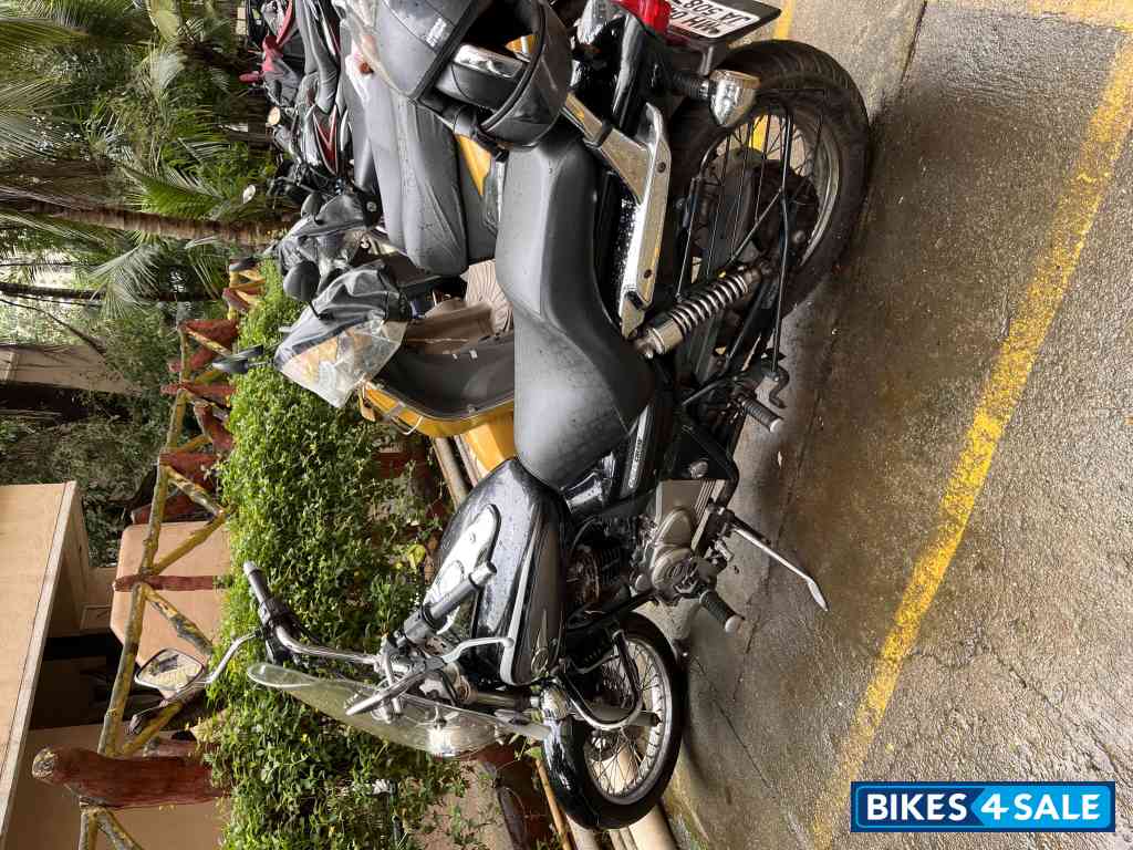 Bajaj Avenger Cruise 220