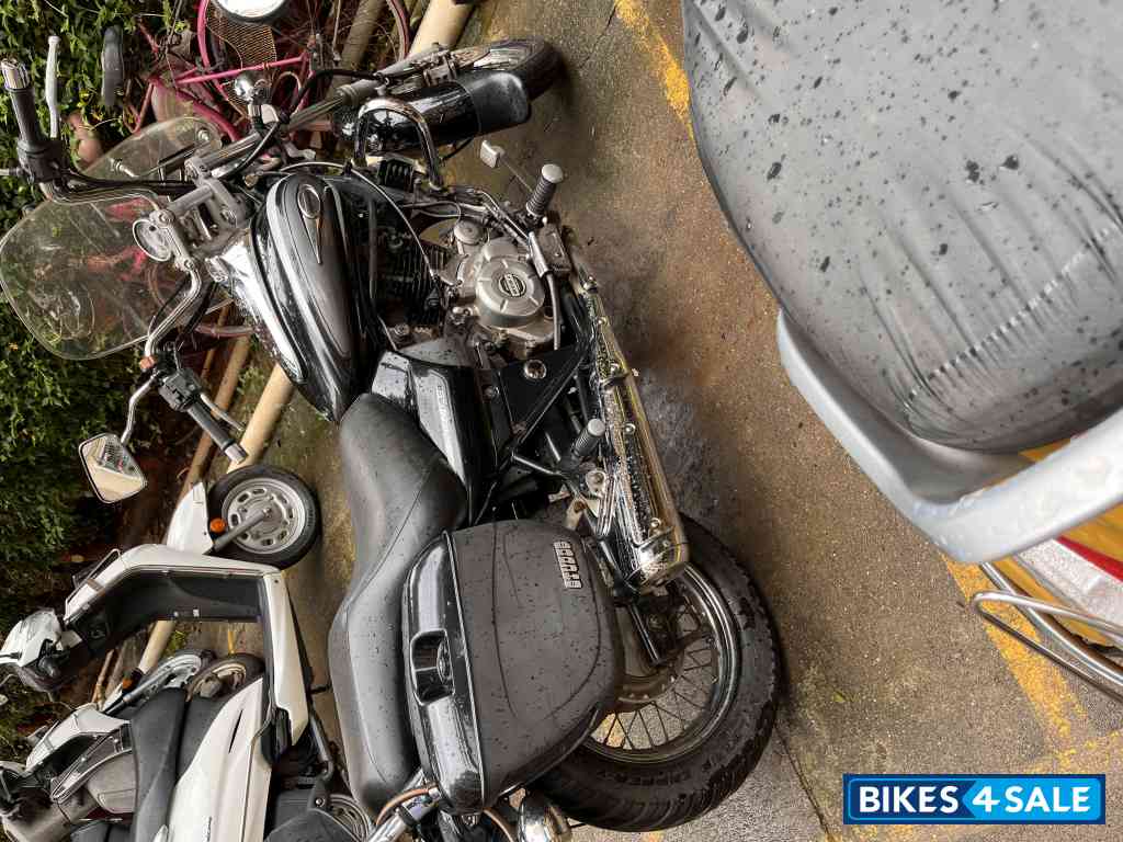 Bajaj Avenger Cruise 220