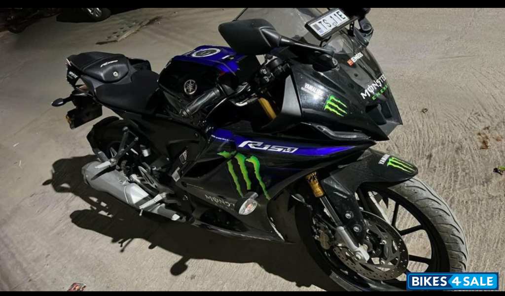 Yamaha R15M Monster Energy MotoGP Edition Yamaha R15M Monster Energy MotoGP Edition