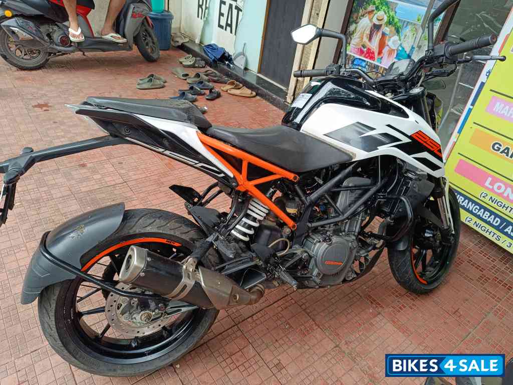 KTM Duke 250
