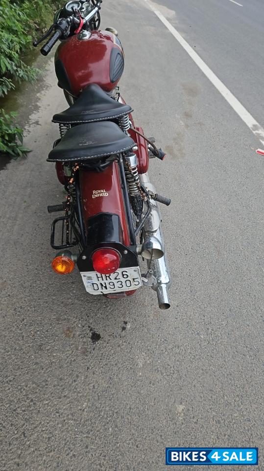 Chestnut Red Royal Enfield Classic 350