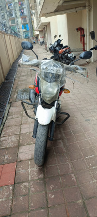 Red And White Yamaha FZ-S