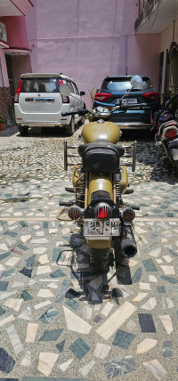 Royal Enfield Classic 500