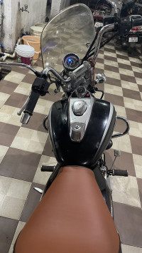 Bajaj Avenger Cruise 220