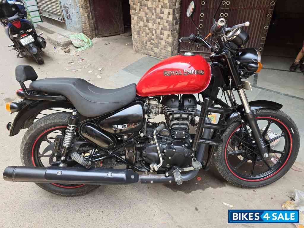 Roving Red And Black Royal Enfield Thunderbird X 350