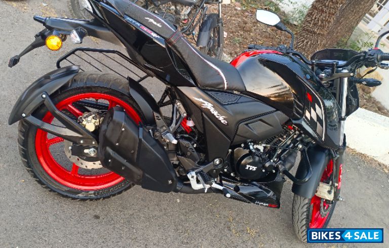 Black Red TVS Apache RTR 160 4V Special Edition