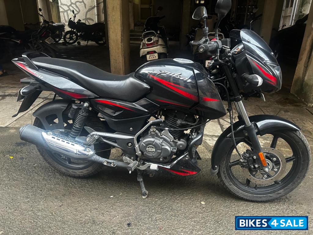 Bajaj Pulsar 150 BS6