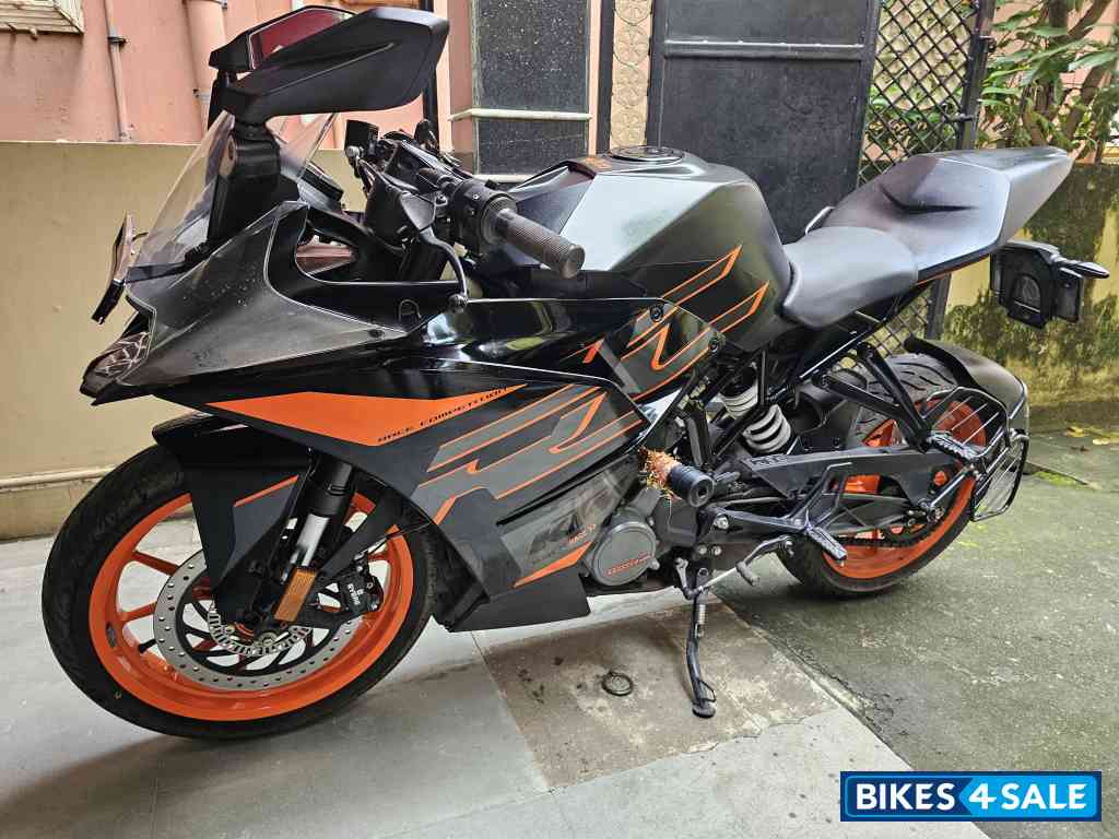 Galvano Black KTM RC 200