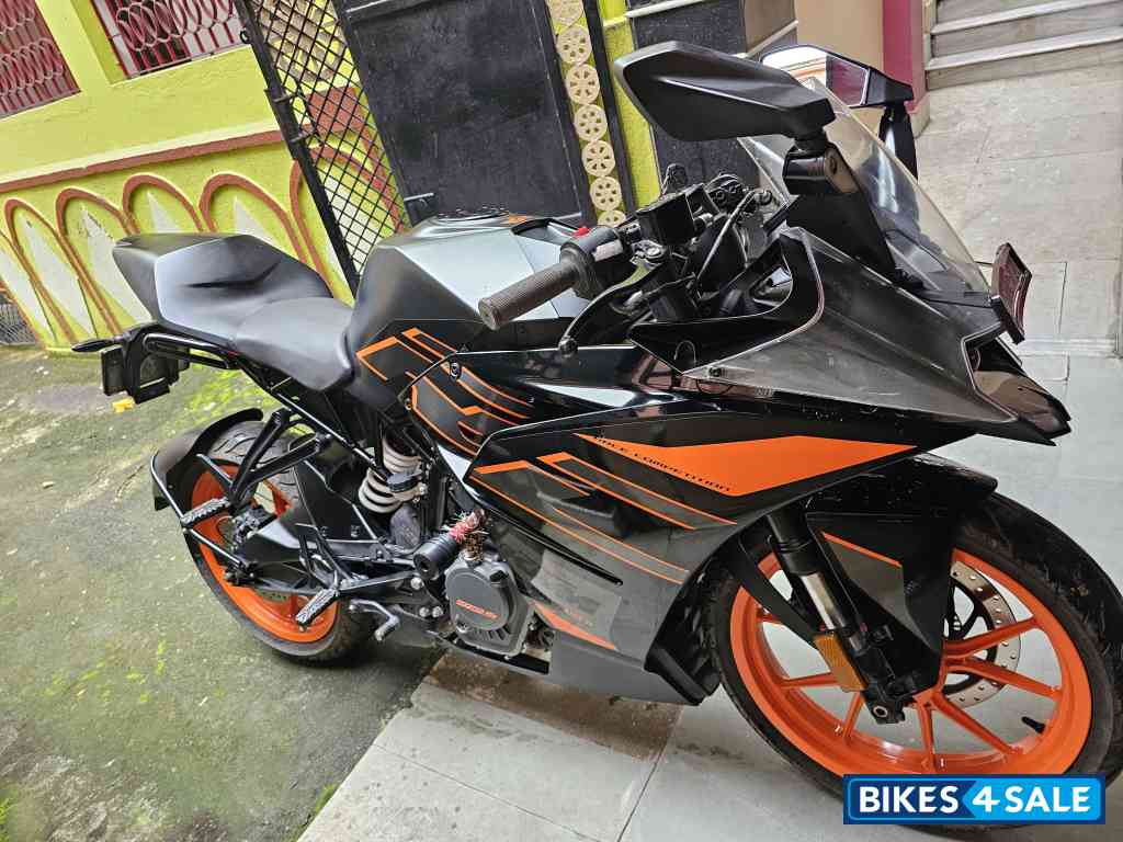 Galvano Black KTM RC 200