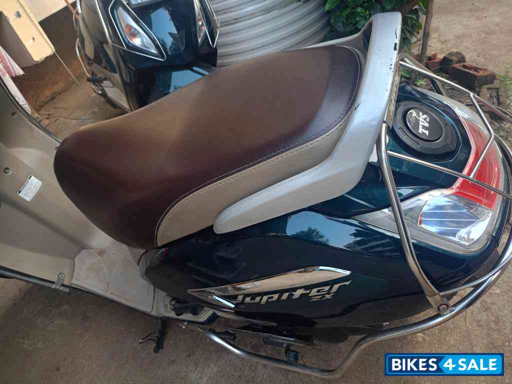 Starlight Blue Metallic TVS Jupiter ZX Disc BS6 Starlight Blue Metallic TVS Jupiter ZX Disc BS6