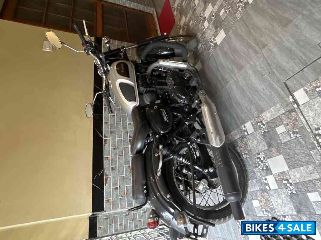 Benelli Imperiale 400 BS6