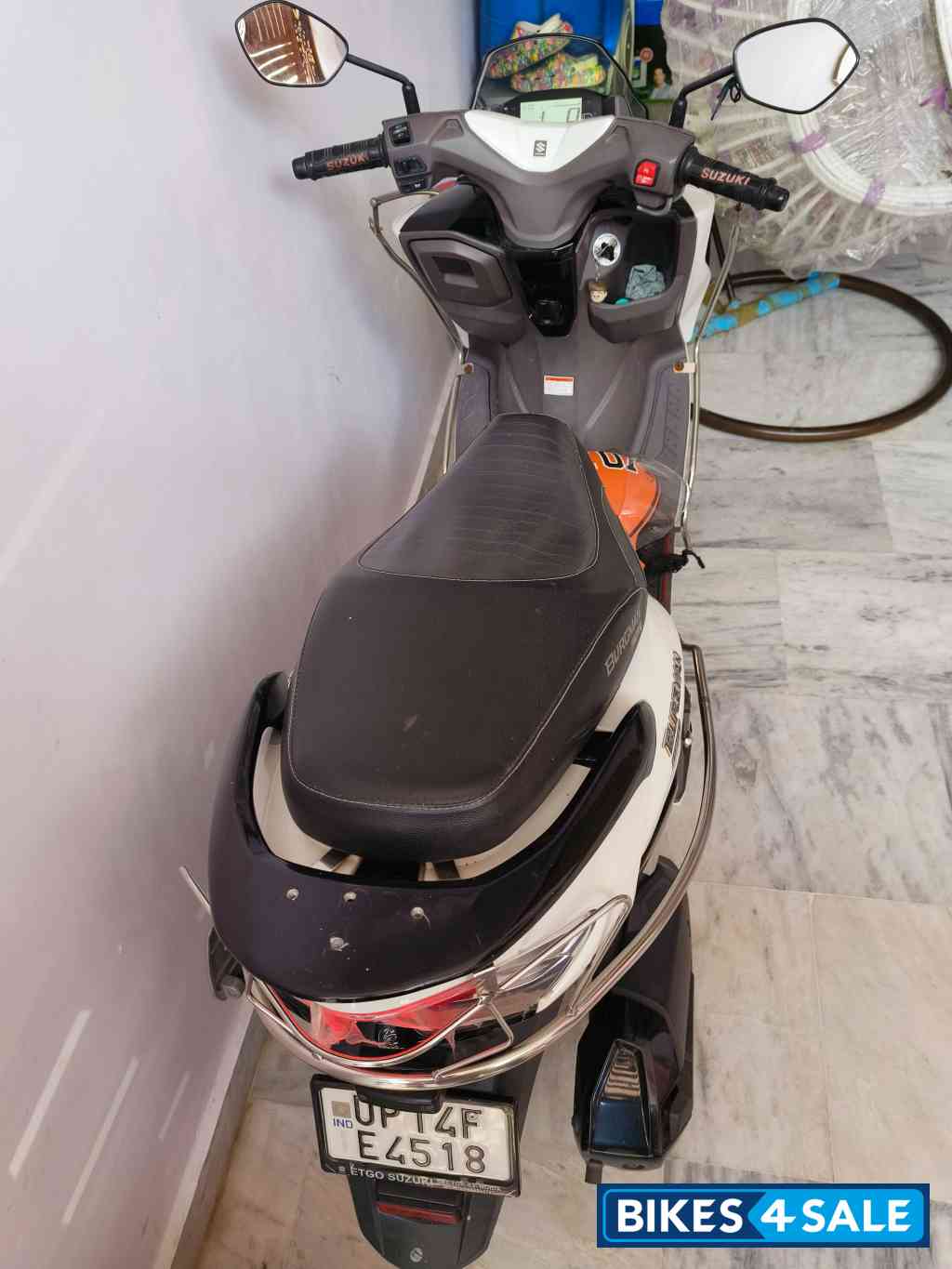 Suzuki Burgman Street Ride Connect Edition Suzuki Burgman Street Ride Connect Edition