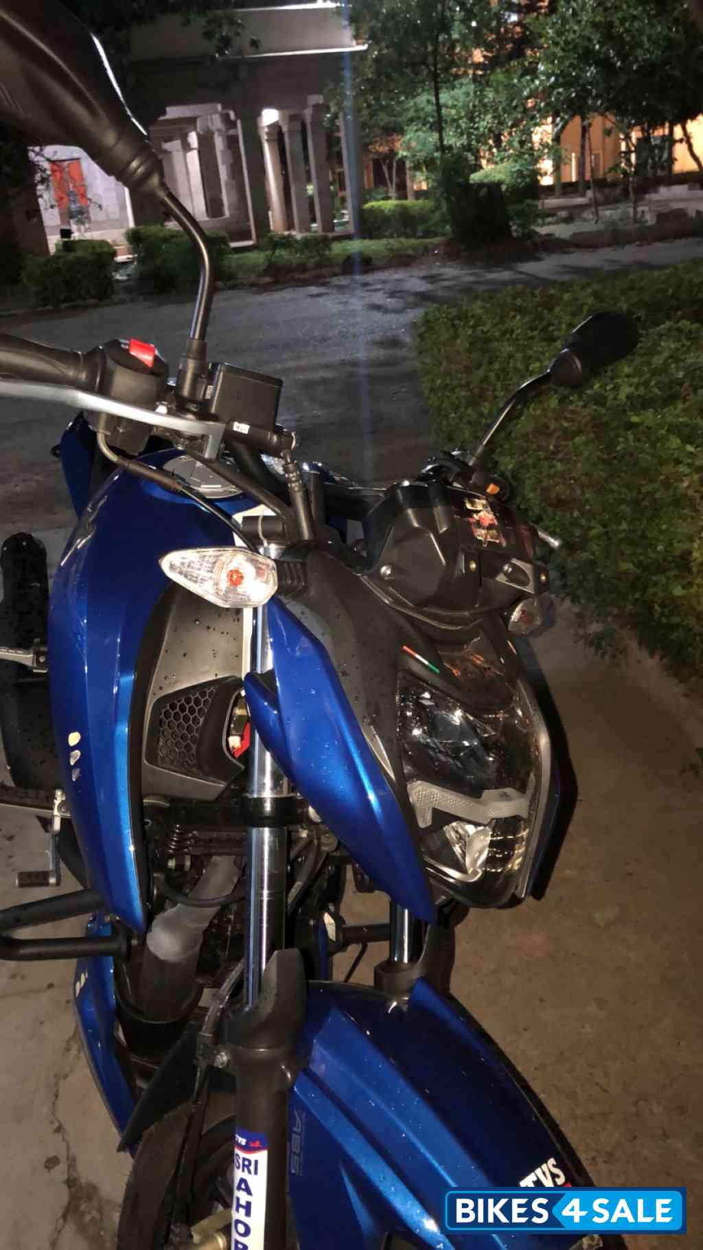 Blue TVS Apache RTR 160 4V BS6