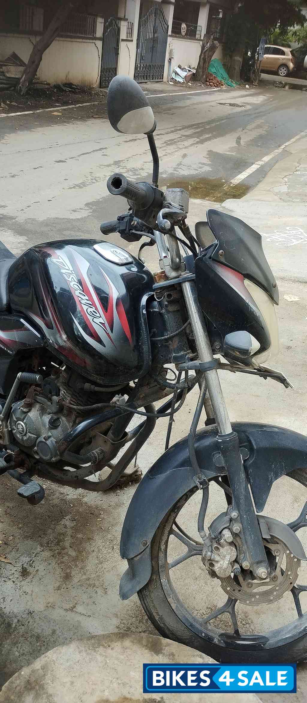 Bajaj Discover 100M
