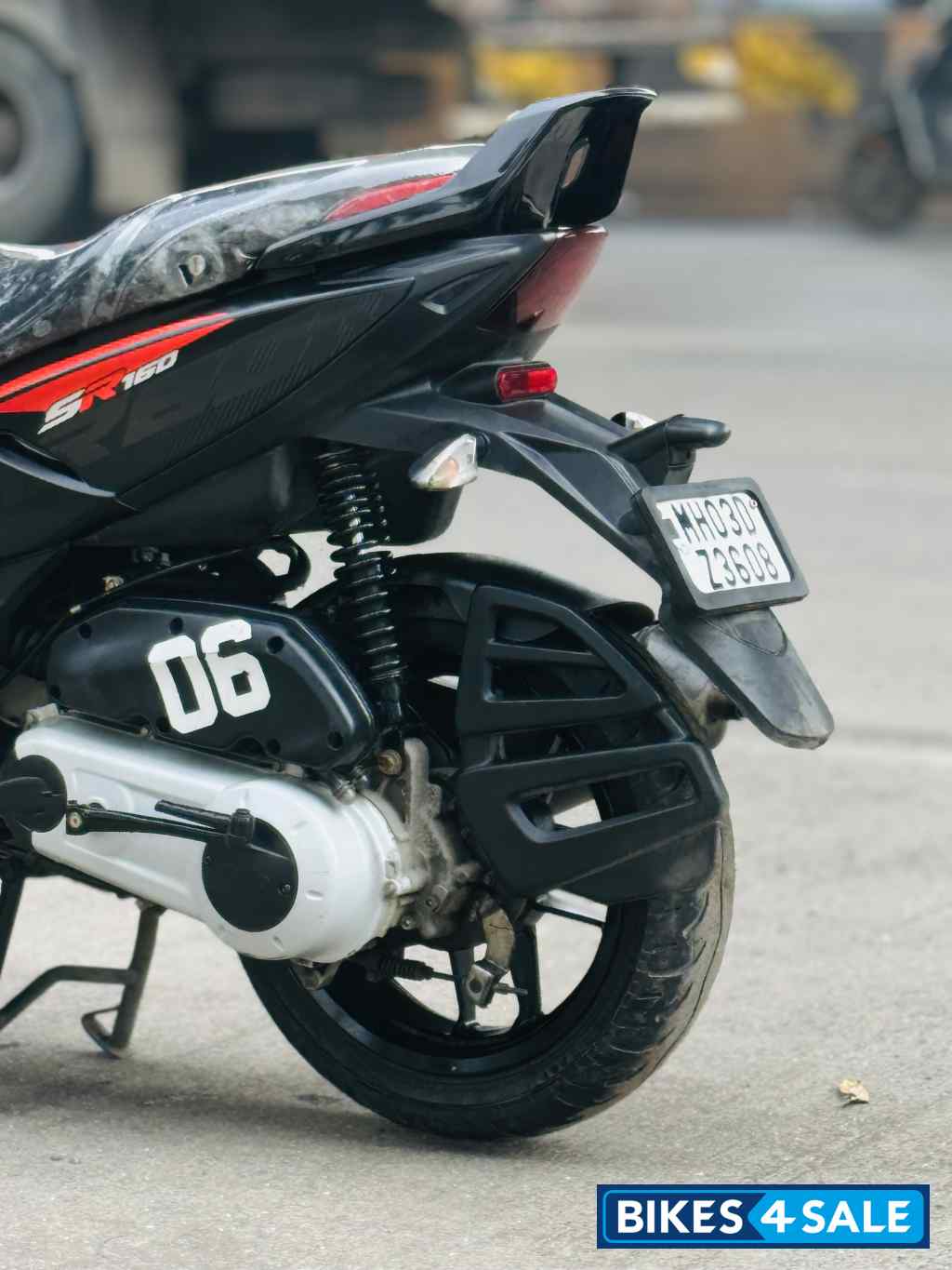 Aprilia SR 160 Carbon ABS Aprilia SR 160 Carbon ABS