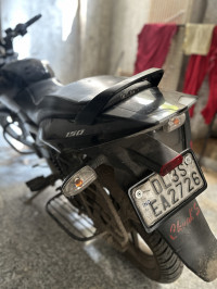 Black Bajaj Pulsar 150