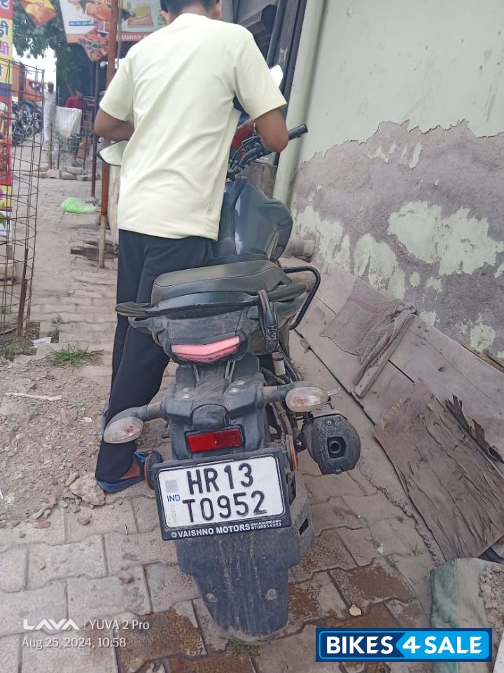 Pastel Dark Grey Yamaha FZ-S