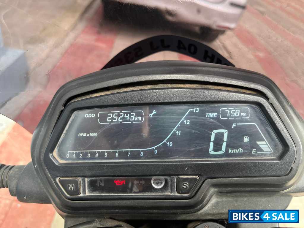 Matt Grey Bajaj Dominar 400 Disc