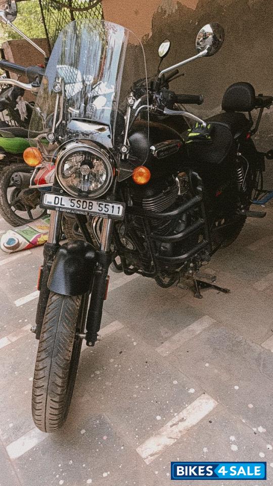 Matte Black Royal Enfield Meteor 350 Stellar Matte Black Royal Enfield Meteor 350 Stellar
