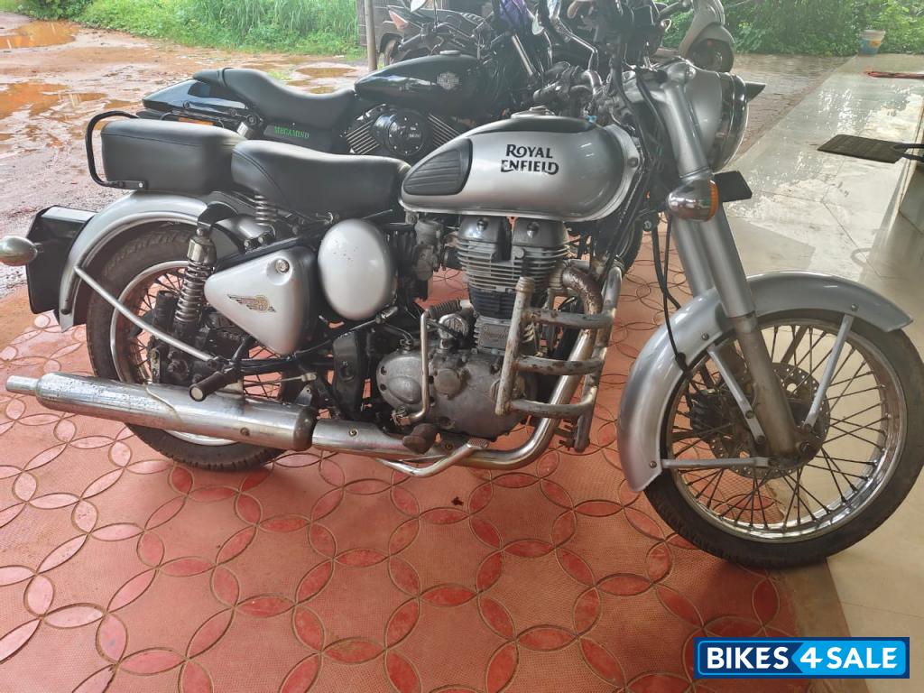 Royal Enfield Classic 350