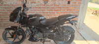 Black Bajaj Pulsar 125 Split Seat