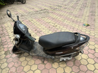 Brown TVS Wego