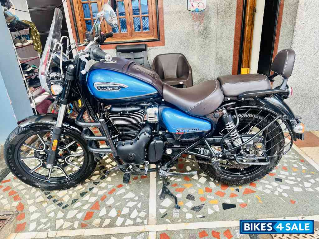 Royal Enfield Meteor 350 Supernova
