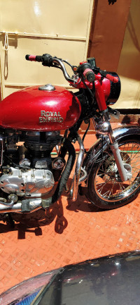 Red Royal Enfield Bullet Electra