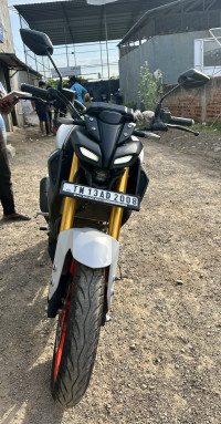 Vermilion White Yamaha MT-15 Ver 2.0