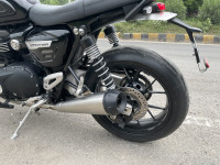 Black Triumph Speed Twin 1200