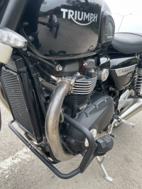 Black Triumph Speed Twin 1200