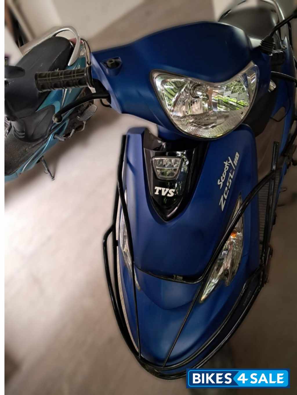 Blue TVS Scooty Zest