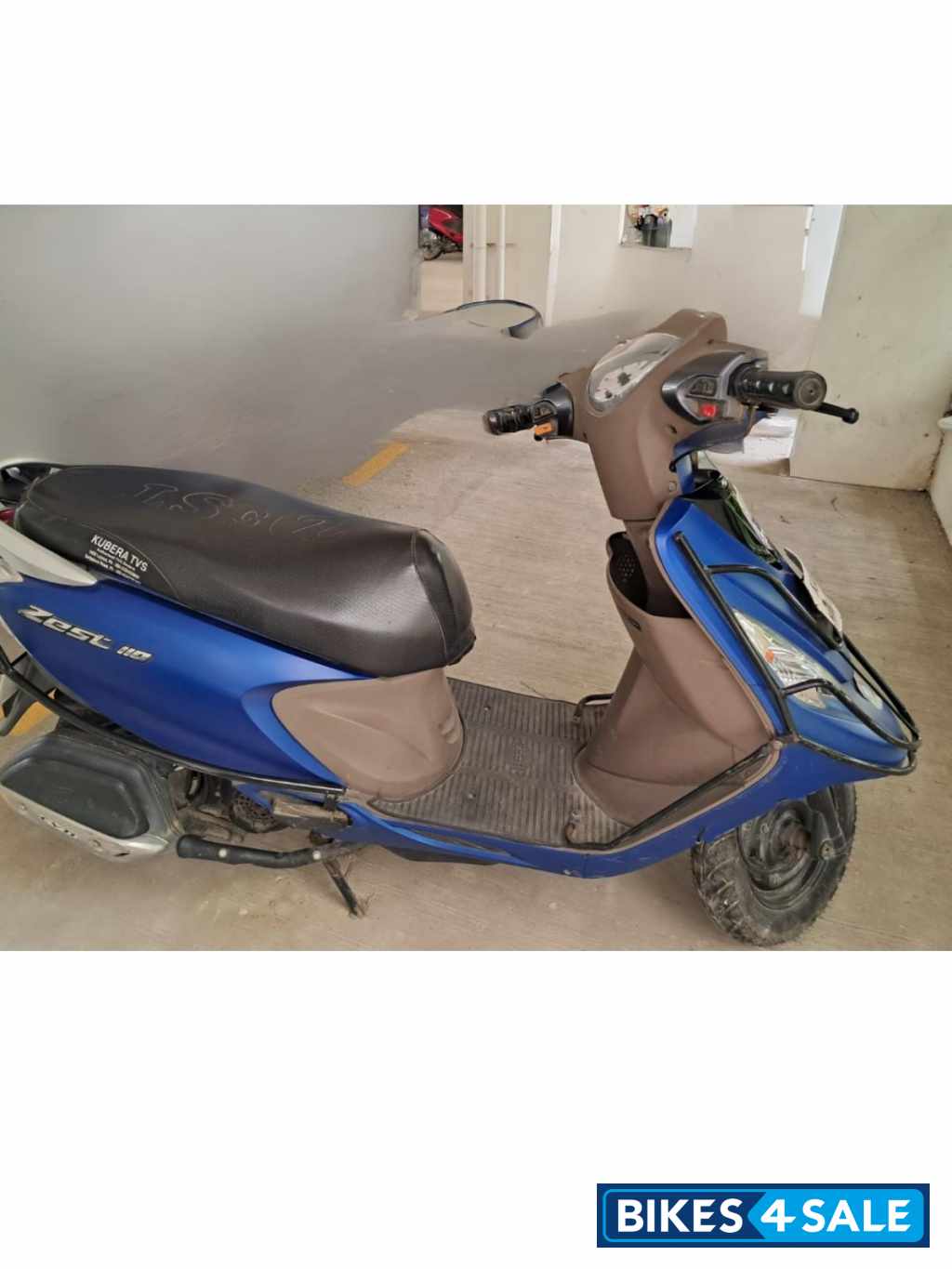 Blue TVS Scooty Zest