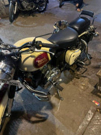 Royal Enfield Bullet Standard 500