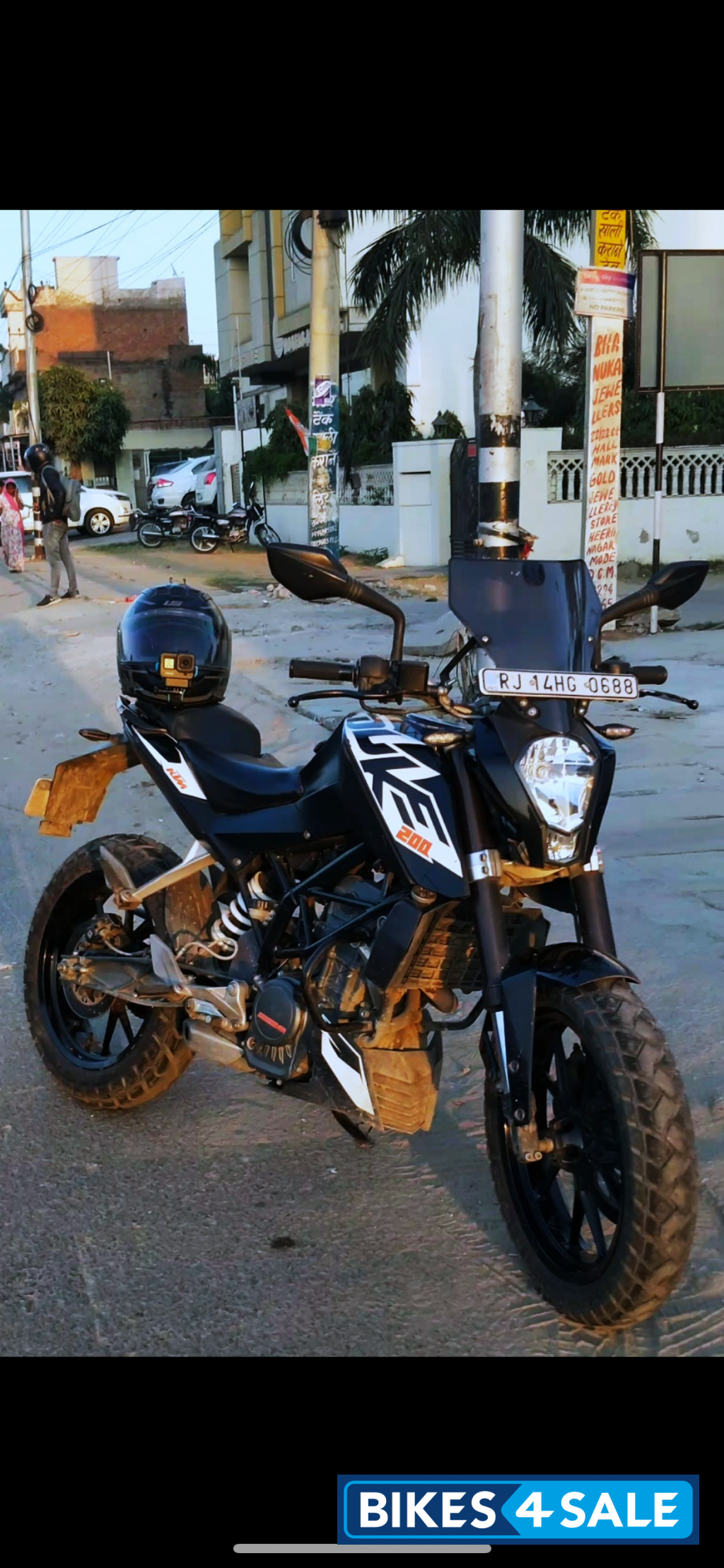 KTM Duke 200