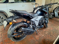 Black TVS Apache RTR 160 4V BS6