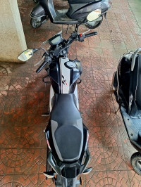 Black TVS Apache RTR 160 4V BS6