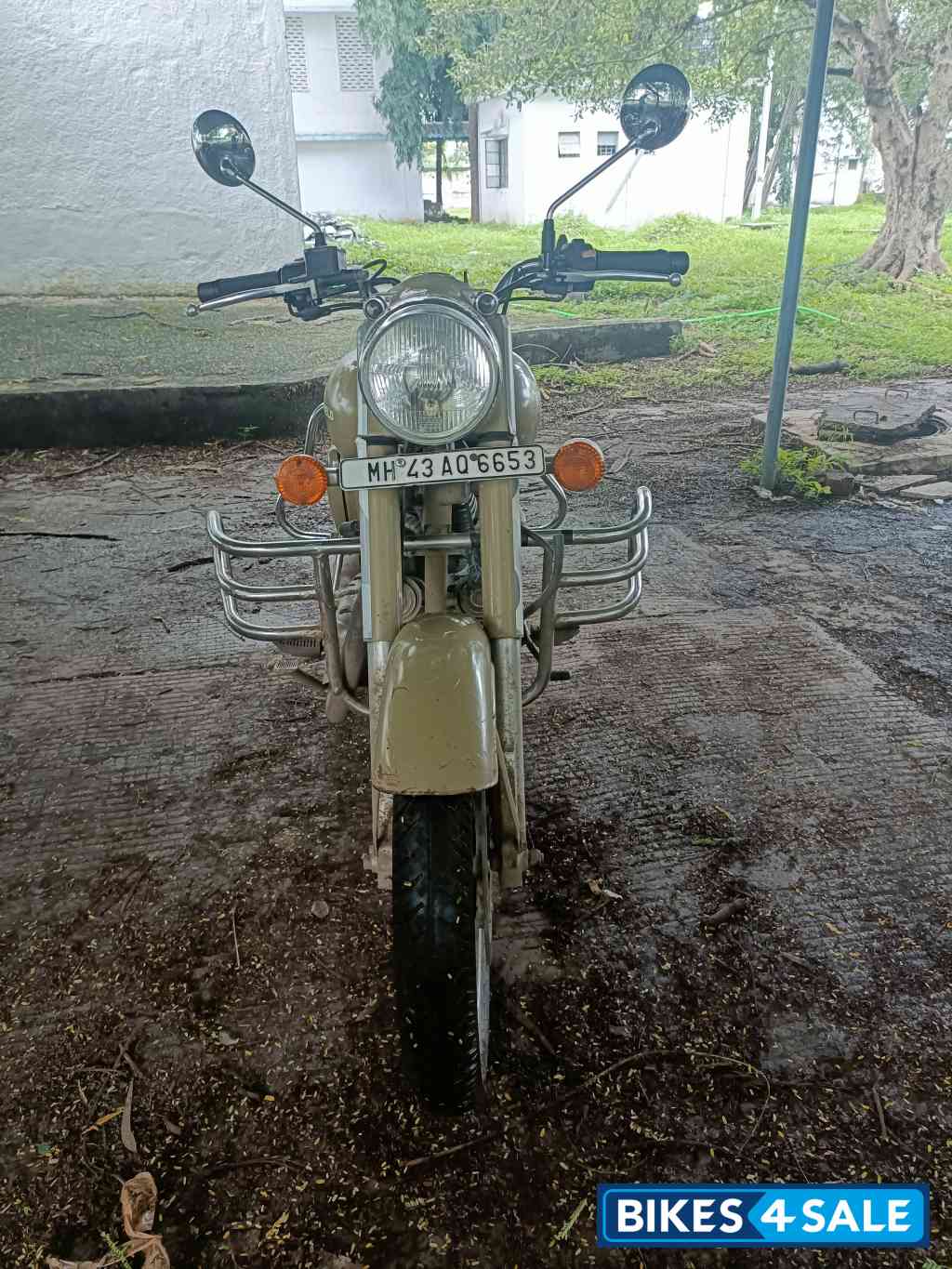 Desert Storm Royal Enfield Classic 500