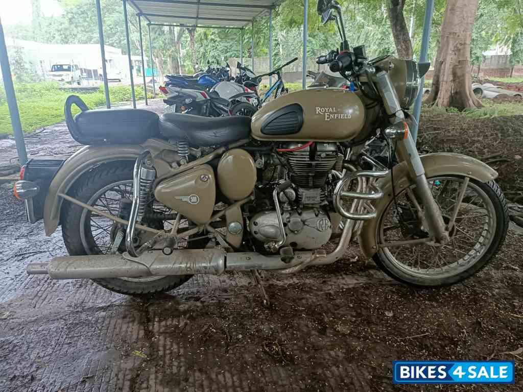 Desert Storm Royal Enfield Classic 500