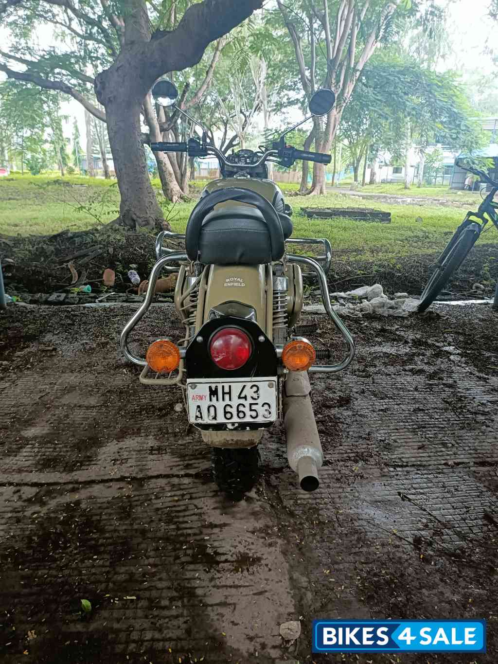 Desert Storm Royal Enfield Classic 500