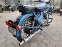 Royal Enfield Classic Squadron Blue