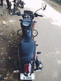Black And Red Bajaj V15