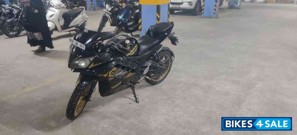 Yamaha YZF R15 V2