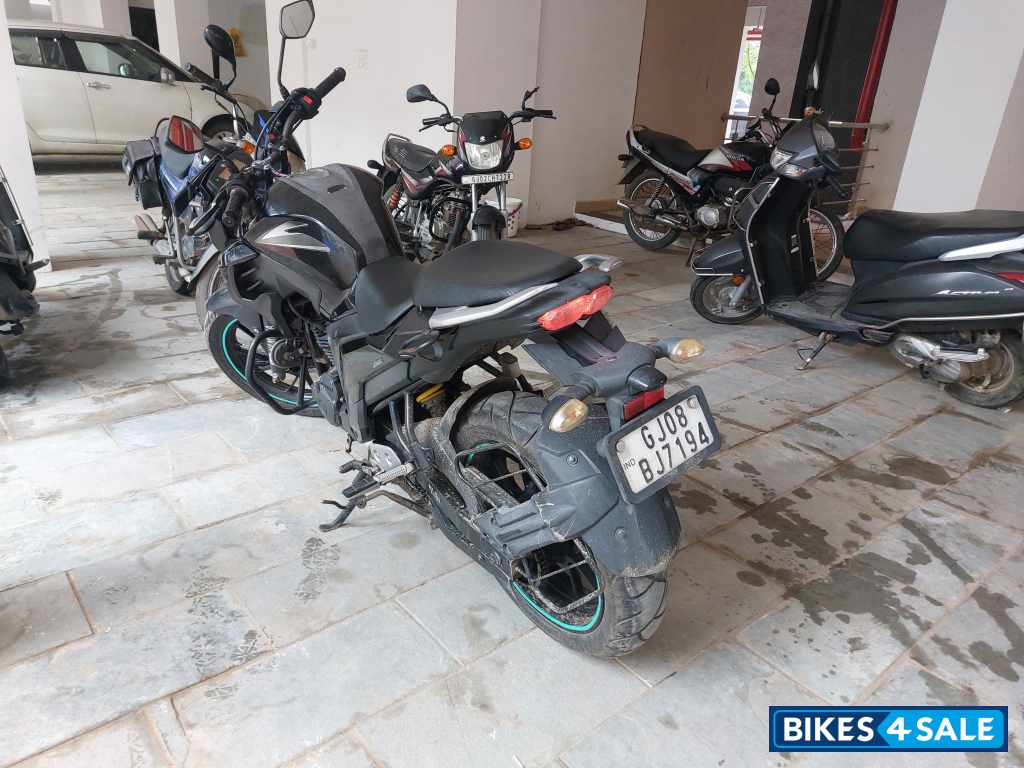 Yamaha FZ25
